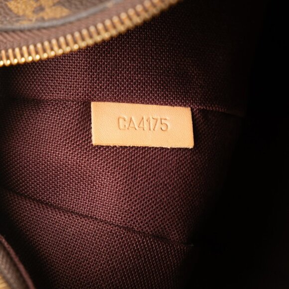 LOUIS VUITTON Authentic Brown Monogram Leather Shoulder Bag - Picture 10 of 10